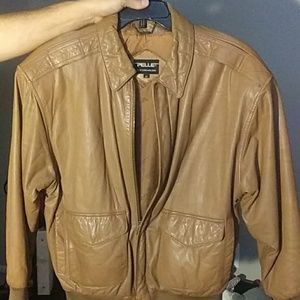 Tan men's medium leather BOMBER jacket
